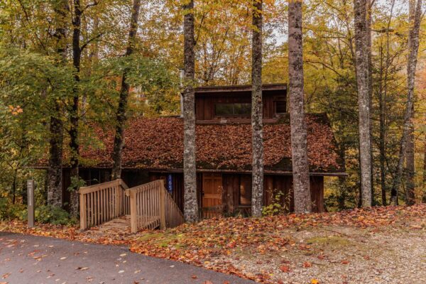 Trailside cabin in the fall