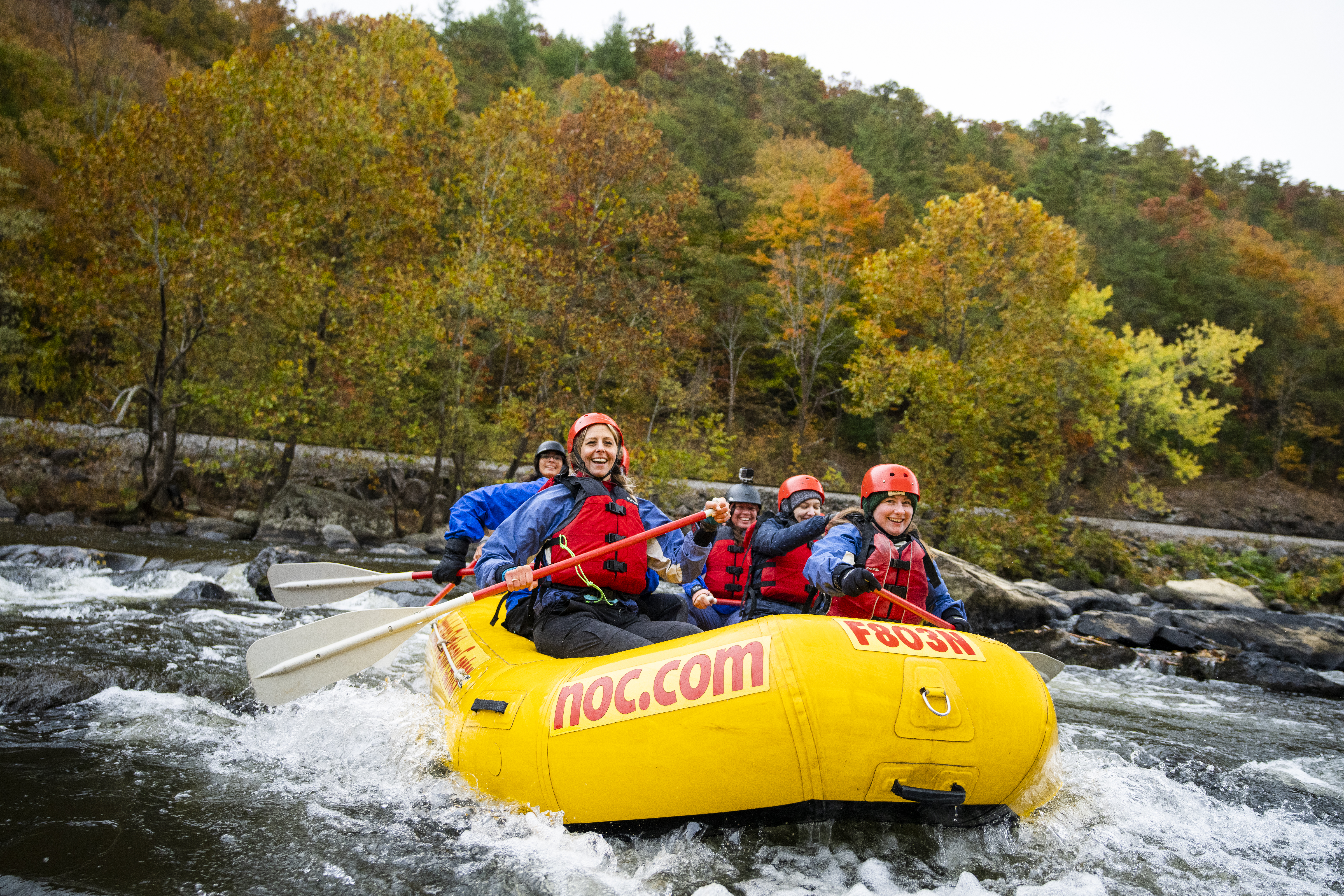 fall-whitewater-rafting-trip-on-the-french-broad-river-by-the-nantahala-outdoor-center-12