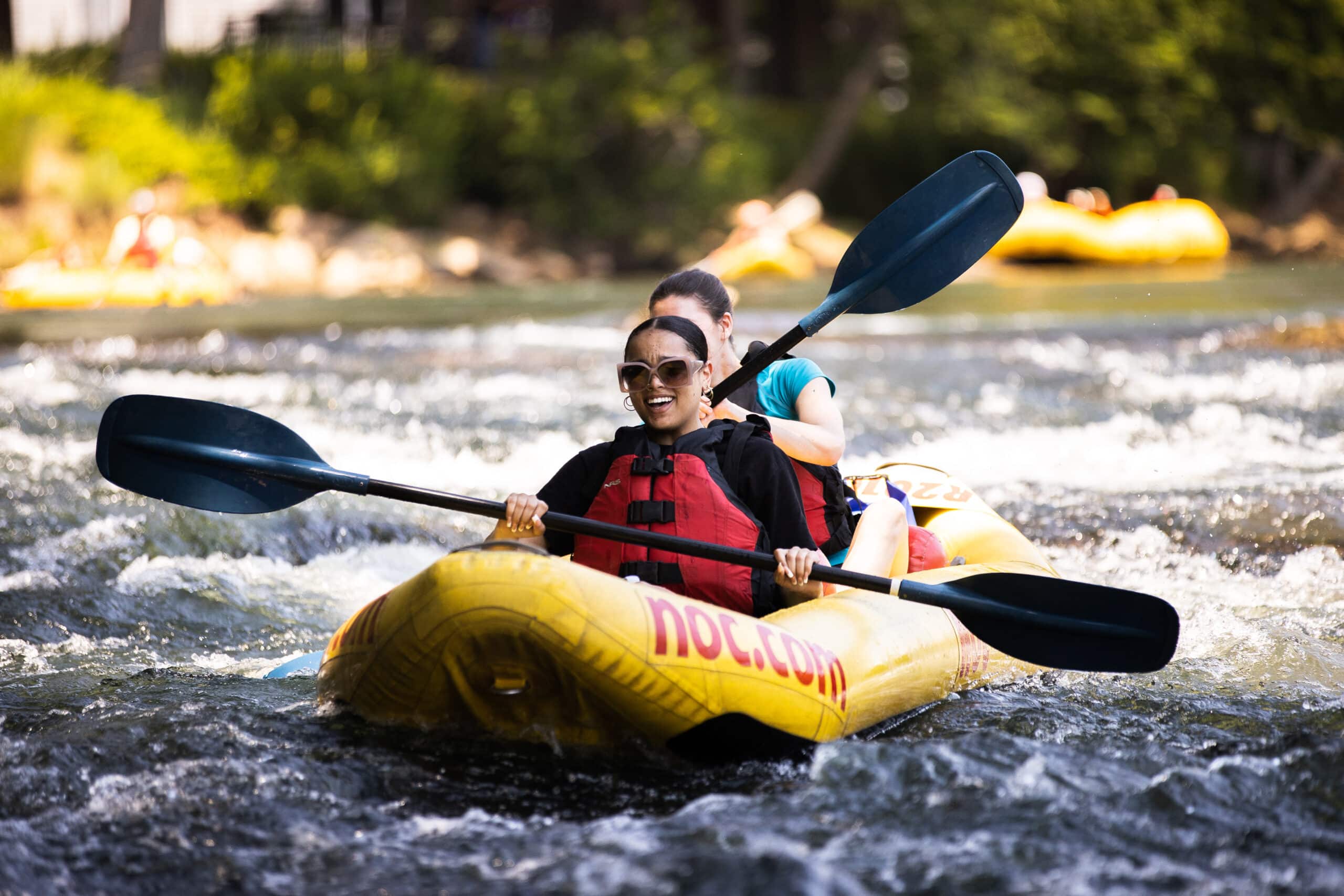 término análogo en el medio de la nada representante Chattahoochee River Inflatable Kayak Trips - Metro | NOC