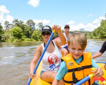 Group rafting on the Chattahoochee River Raft Rentals – Roswell trip