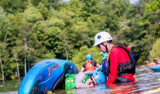 Intro To Whitewater Kayaking Courses