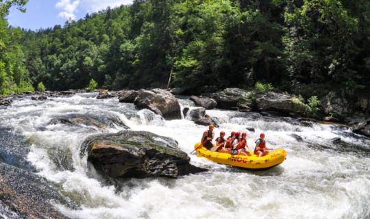 Whitewater rafting on the Chattooga River - Rafting near me