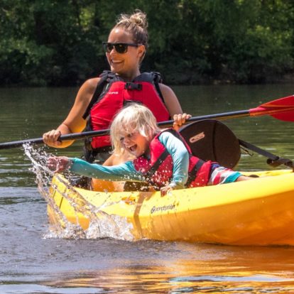 woman and child canoeing on the Chattahoochee River