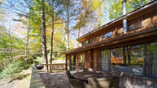 A beautiful cabin in the woods at the resort of Nantahala Outdoor Center.