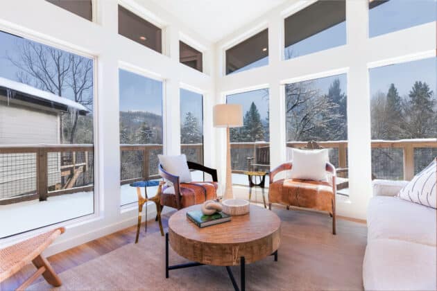 hemlocks-lodging-winter_kitchen-1